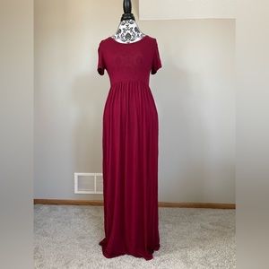 Viishow burgundy maxi dress M
